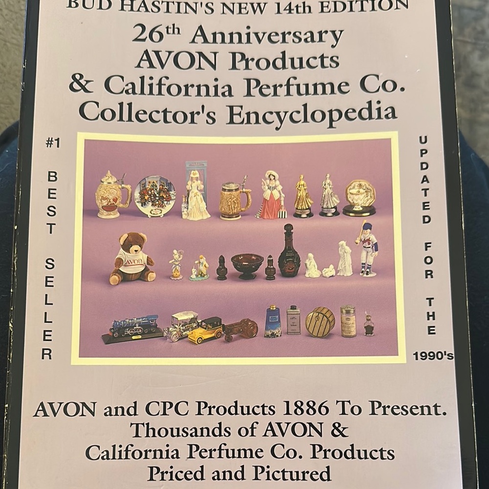 Avon Products Collector's Encyclopedia